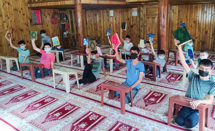 Yaz Kur'an kurslarında camiler, çocuk sesleriyle şenlendi