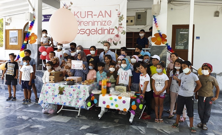 Bodrum'da öğrenciler Kur'an'a geçmenin sevincini yaşadı