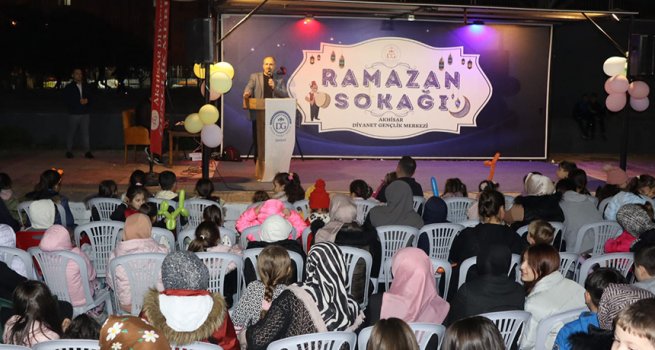 Akhisar'da 'Ramazan Sokağı' oluşturuldu
