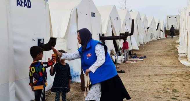 DİTİB gönüllü kadın birlikleri depremzedelere destek için Kahramanmaraş'ta