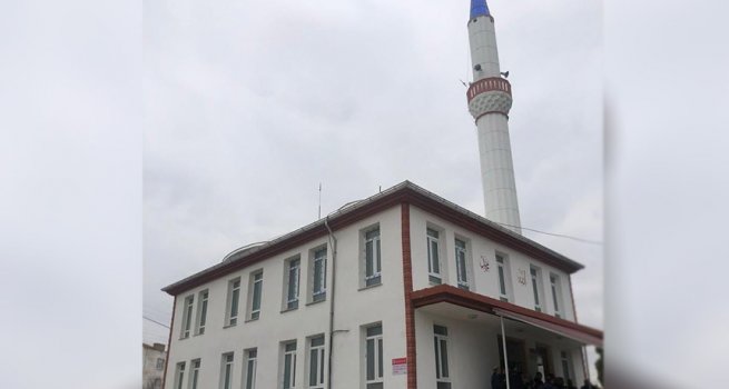 Gediz Üzümlü Köyü Yeni Mahalle Camii dualarla açıldı