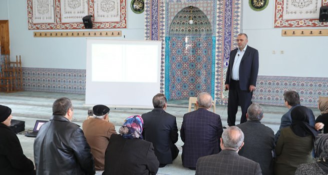 Kayseri'de umre seminerleri devam ediyor