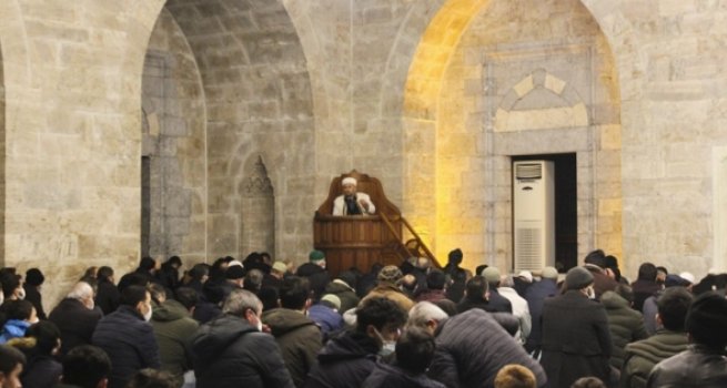 Regaib Kandili dolayısıyla 90 bini aşkın camide program düzenlendi