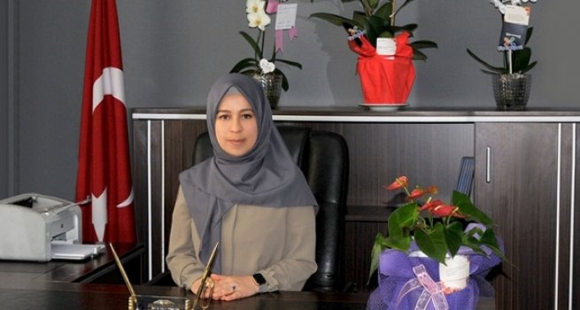 Siirt'in il kadın Müftü Yardımcısı Şenyiğit, görevine başladı